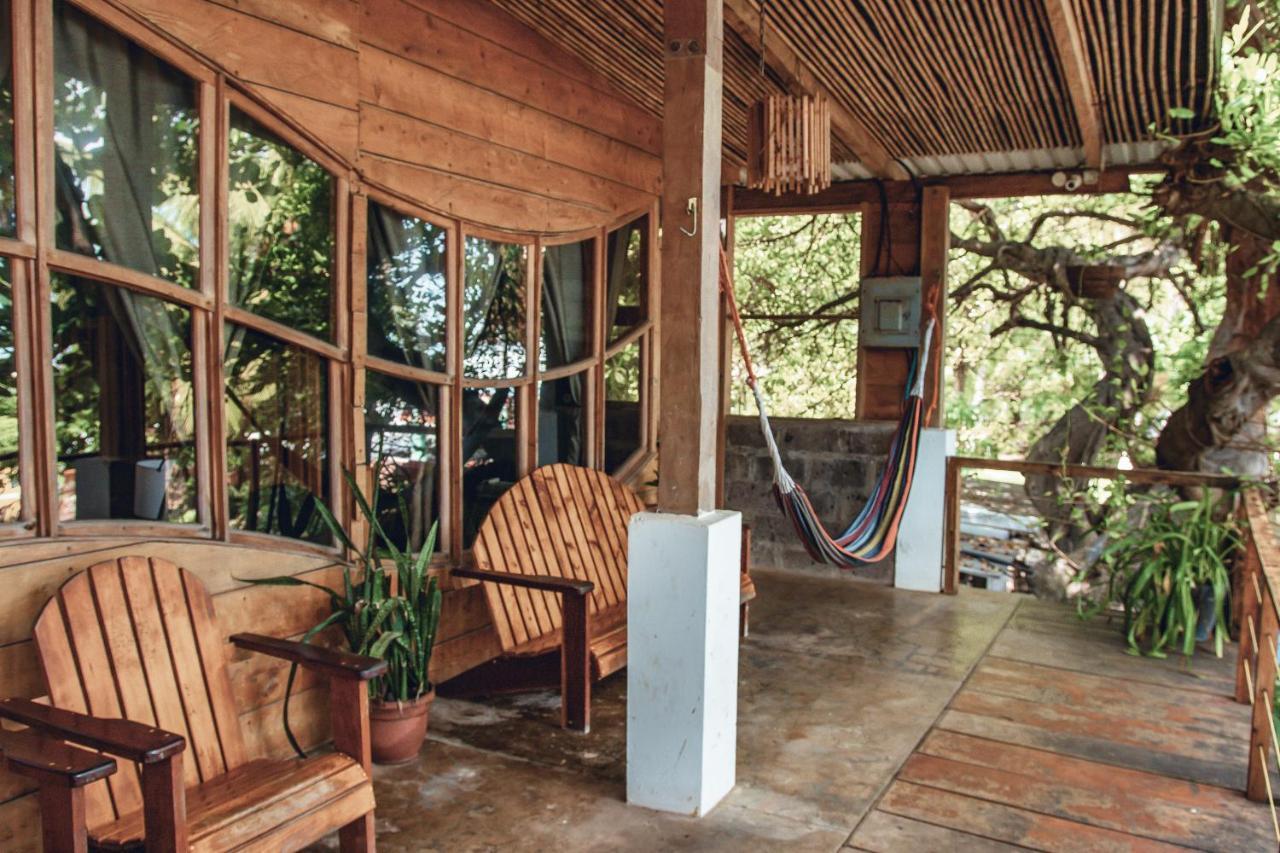 Esencia Nativa Hotel El Zonte Luaran gambar