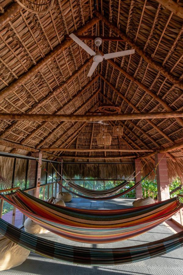 Esencia Nativa Hotel El Zonte Luaran gambar